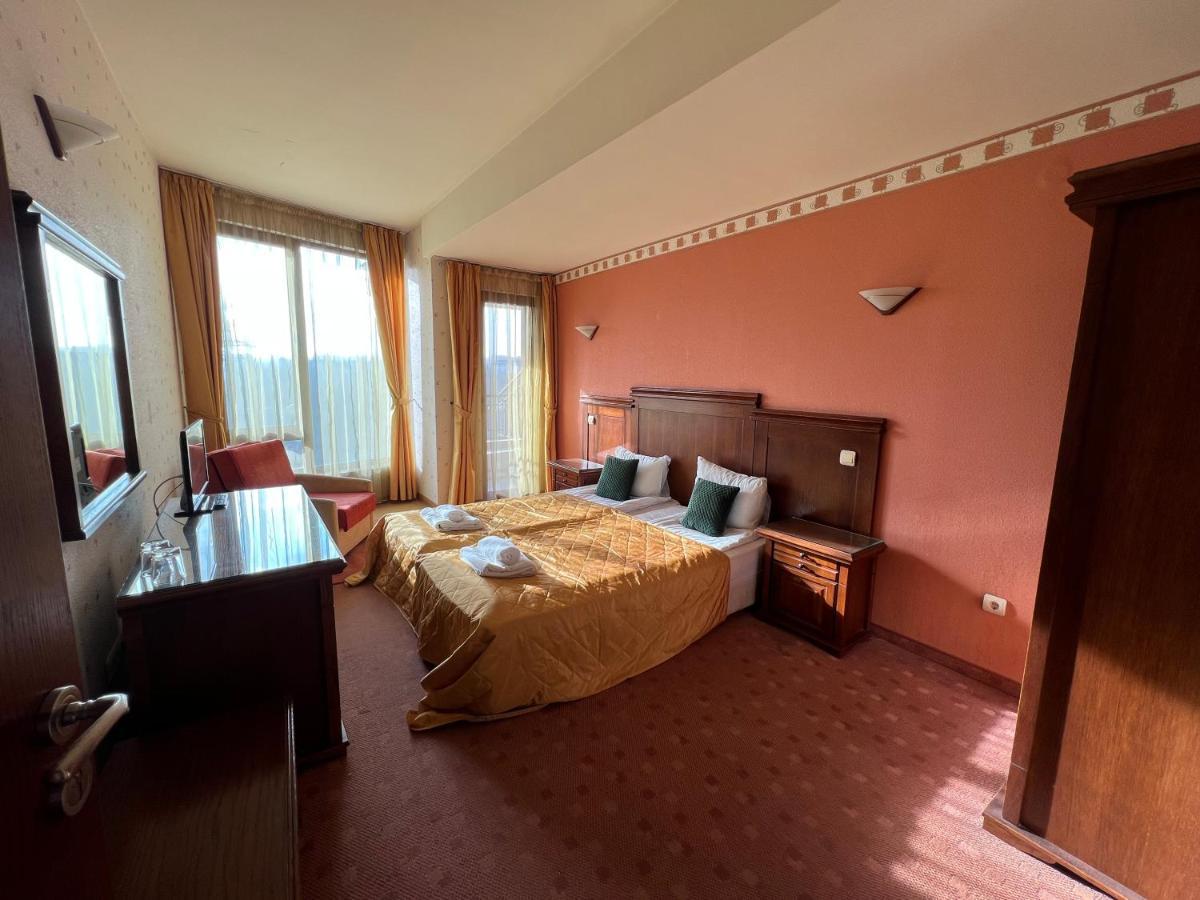 Hotel Bolyari Veliko Tŭrnovo Exterior photo